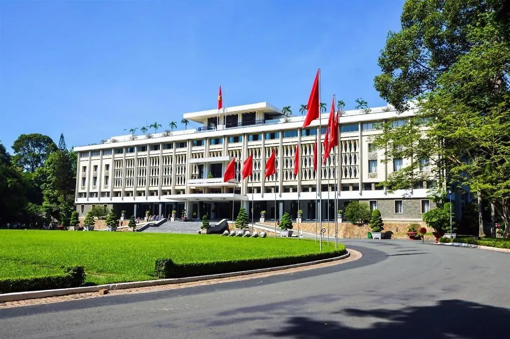 Trung Son Hotel & Apartment Near Tan Son Nhat Airport Ho Chi Minh City